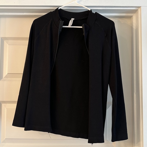 Black Jacket - Picture 3 of 3